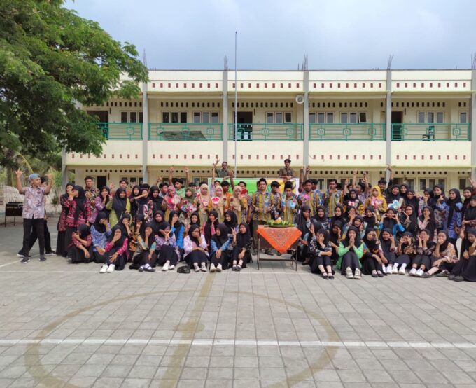 Momen Perayaan Hari Guru di SMA IT Bintang Sembilan